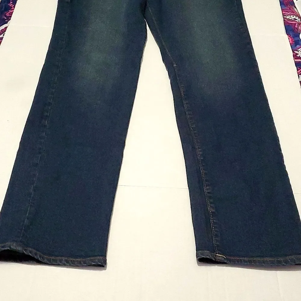 NEW True Religion Geno Relax Slim Dark Wash Straight Leg Jeans 32W
